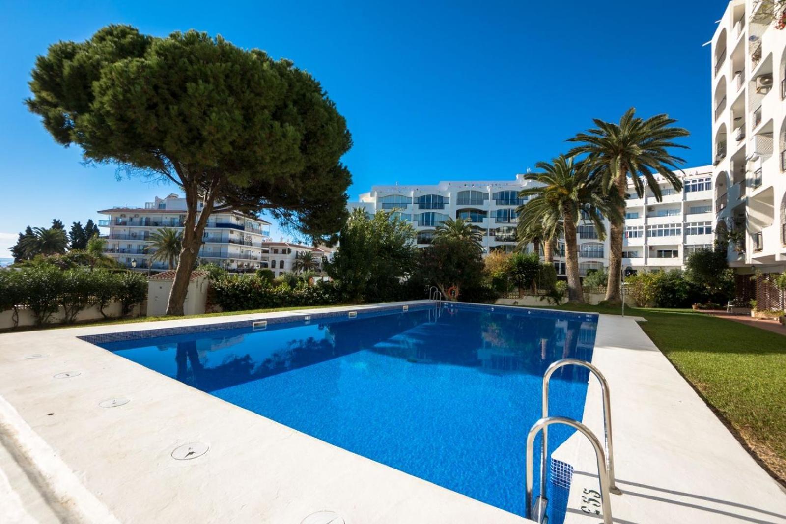 Modern Apartment Stunning Sea Views And Pool ネルハ エクステリア 写真